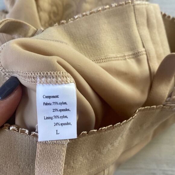 JOSHINE Womens Shaping Strap‎ Control Shorts Tan NWT in packaging - Picture 9 of 10